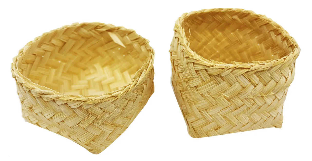 2118 Woven Palm 2"Foraging Box Bird Toy