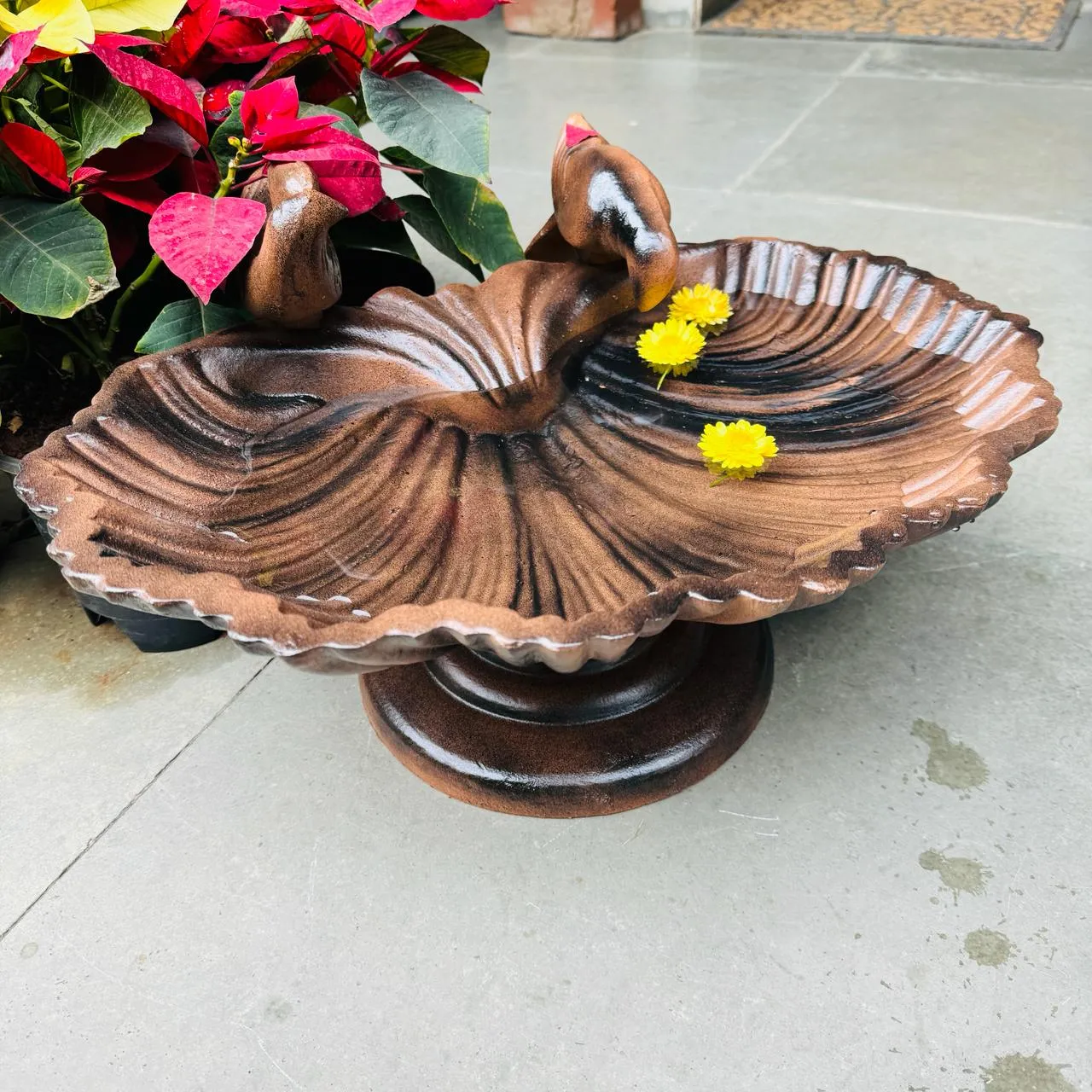 Baseerat:  Cast iron Bird bath