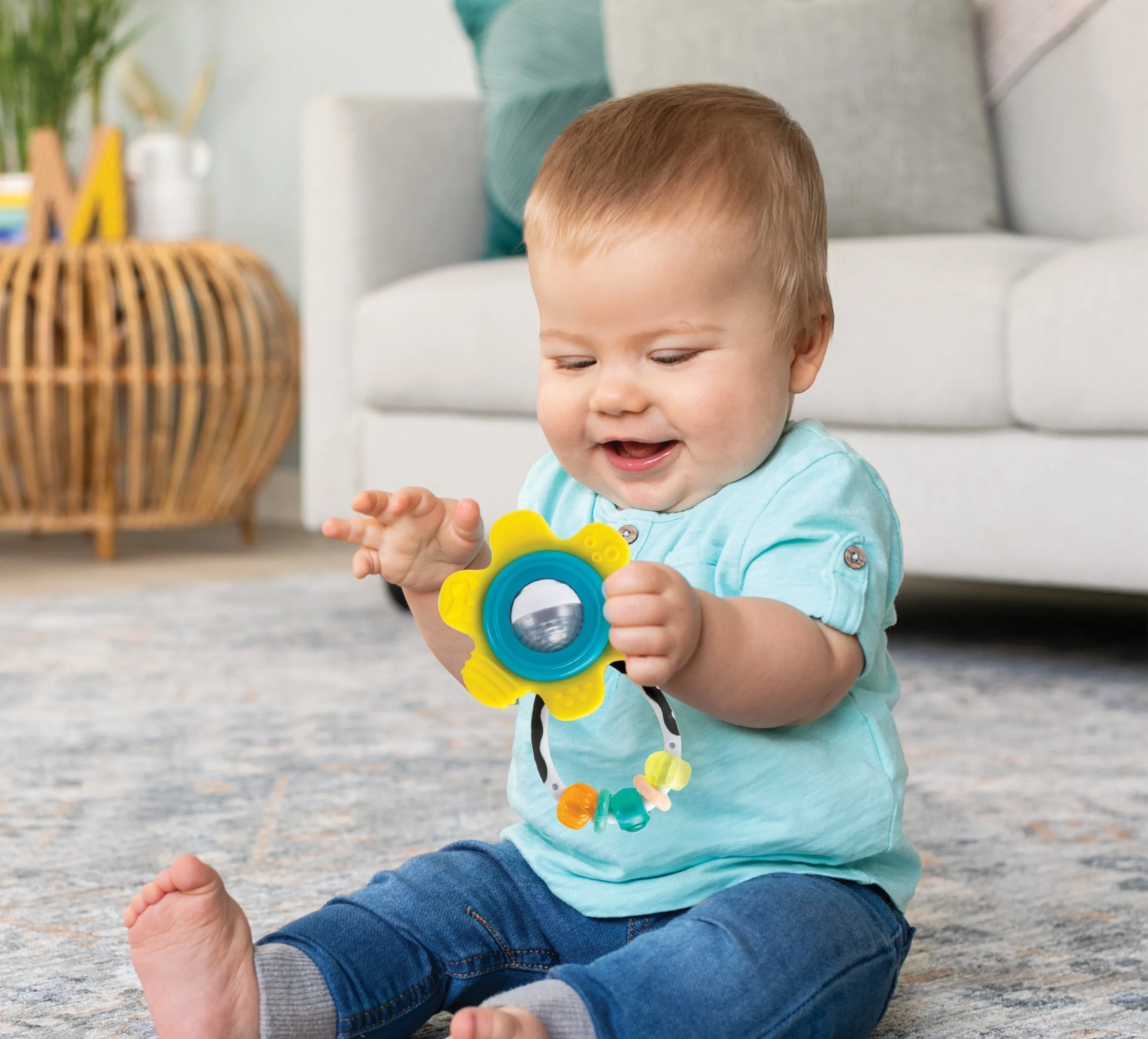 GLOW-IN-THE-DARK CUDDLY PAL WITH TEETHERS GIFT SET